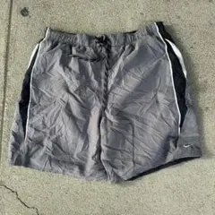 Nike XL グレー ブラック ショートパンツ　スイムショーツ