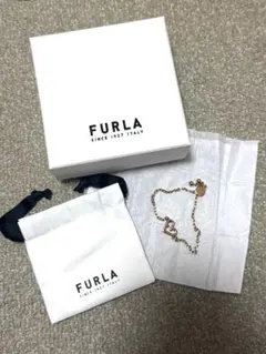【新品未使用】FURLA フルラ　ゴールドチェーンブレスレットのサムネイル