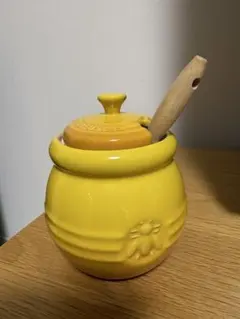 ルクルーゼ ハニーポット イエローのサムネイル