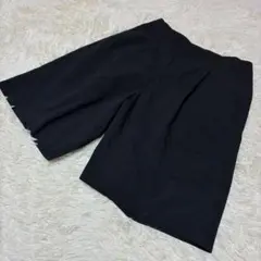 UNIQLO x Theory 感動タックイージーショートパンツ ブラック