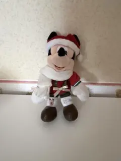 ミッキーマウス クリスマスぬいぐるみバッジ　2025