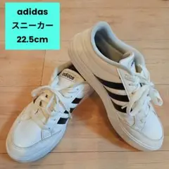 シューズ スニーカー