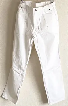 ベルメゾン　ホワイト デニム クロップドパンツ ウエストゴムのサムネイル