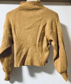 リブ編み ハイネック　 長袖　ニット セーター　黄色　マスタード