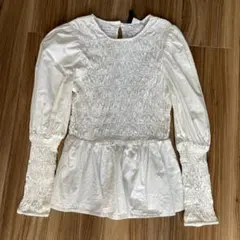 H&M シャーリングホワイト長袖トップス XS