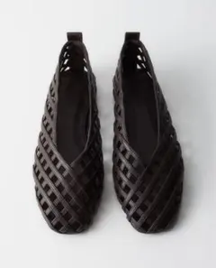 お値下げメッシュライクフラットシューズ　H &M ブラウンのサムネイル
