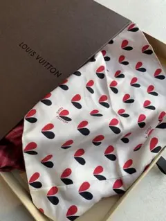 【新品未使用】LOUISVUITTON　スヌード　シルク100％　イタリア製