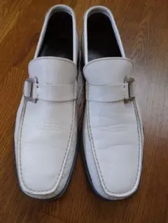 2025年最新】Salvatore Ferragamo カラー：ホワイト系 ローファーの