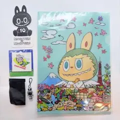 POP MART THE MONSTERS 10周年記念 アクリルキーホルダー - メルカリ