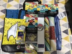 ① WCS 2023　グッズ　プレイマット　フィギュア　ピカチュウ　ニャオハ ① WCS 2023 グッズ プレイマット フィギュア ピカチュウ