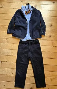 ネイビー フォーマルスーツ 120cm　セットアップ　入園式　ジャケット　パンツ