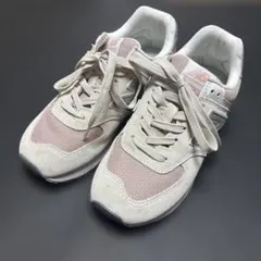 New Balance 574 スニーカー ベージュ ピンクのサムネイル