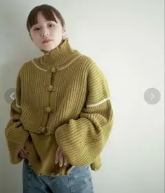 オリーブグリーン ハイネックニットカーディガン