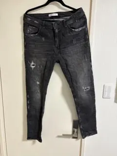 ZARA ダメージ加工 デニムパンツ ブラック EUR44