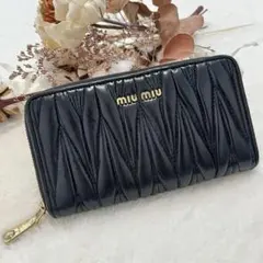 お取置き✨良品✨ミュウミュウ マテラッセ キーケース6連 ブラック