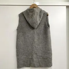 ＊期間限定値下げ＊maomade マオメイド ニットベスト フードのサムネイル