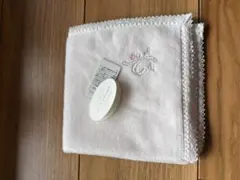 ピンク 刺繍入り タオルハンカチ