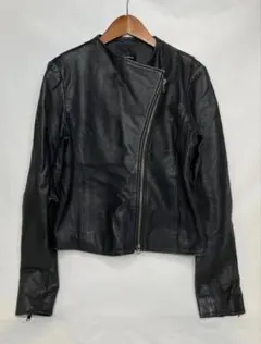 Item thumbnail for item 1cc00402-8f72-423a-a184-db061647522e