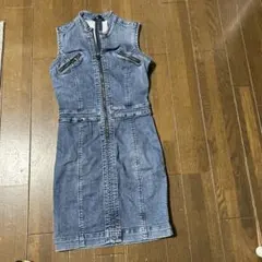 ゲスデニムワンピースのサムネイル