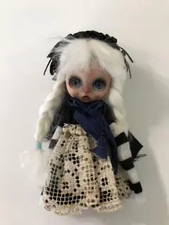 Item thumbnail for item b770ee3d-5dcf-4c2e-86ae-1ea598723f28