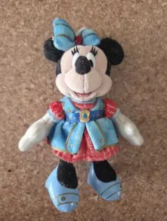 ディズニーリゾート　ディズニーシー15周年 ミニーマウスぬいぐるみバッジ