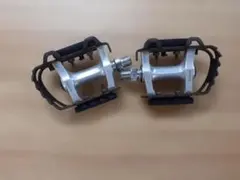 60BP0801-03　【ビンテージ】SAKAE サカエ ペダル 自転車 パーツのサムネイル