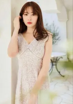 Item thumbnail for item b8b4df0f-607f-48b2-bf45-73716437f4da