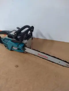 MUC030G | 株式会社マキタ Makita ME332 チェーンソー 小型軽量プロ 