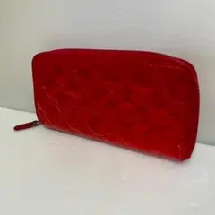 CHANEL シャネル エナメル ラウンドファスナー 長財布 レッド パテント
