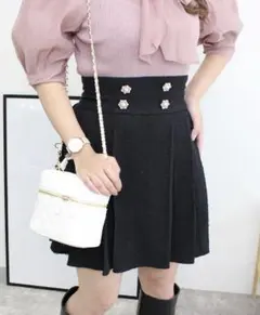 【INGNI】装飾ボタンハイウエストサイドプリーツ／スカート