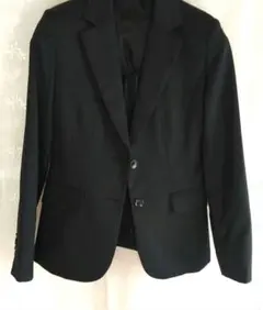 黒ストライプビジネススーツジャケット