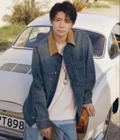 BANANA REPUBLIC 岸優太　クルーネックTシャツ　バナリパ　タグ付きのサムネイル