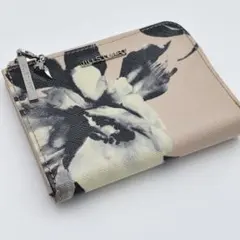 ジルスチュアート　パスケース　フラグメントケース　花柄　サフィアーノ　レザー