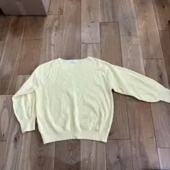 イエロー　ニット春物