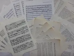 新品　楽譜・洋書切り離し100頁（英語、スペイン語、ドイツ語、ラテン語）