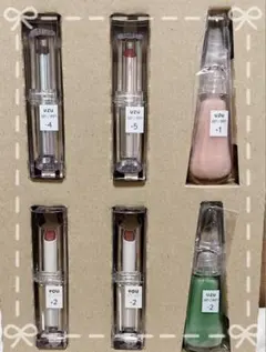 リップまとめ売りUZU BY FLOWFUSI RED