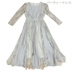 ピンクのレースパーティードレス