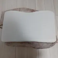無印良品　寝返りを受け止める枕のサムネイル