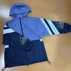 アディダス　ウォームアップ上下セット！