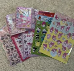 サンリオキャラ大集合 ぷっくりボンボンペタペタシールメモ帳セット