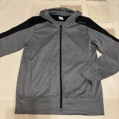 adidas neo アディダスネオ　長袖パーカー