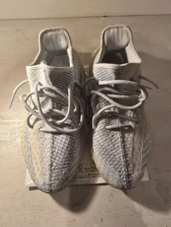 【28㎝】adidas Yeezy Boost 350 V2ホワイト/ブルーのサムネイル