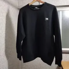 THE NORTH FACE クルーネック スウェット 【定価￥12,100】のサムネイル