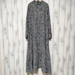 GU ジーユー (L)　フラワープリント スタンドカラーワンピース