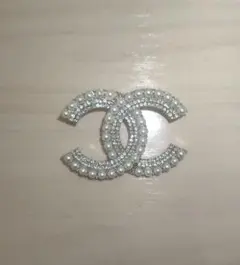 CCパール装飾ブローチ