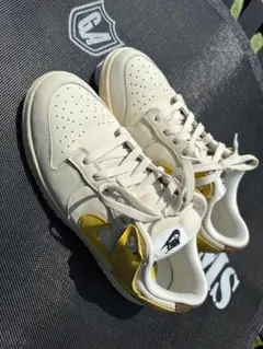 Item thumbnail for item e4e74591-fd68-4342-924f-55c1d1618cee