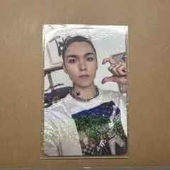 SEVENTEENバーノントレカ