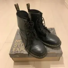 Item thumbnail for item 8b281a7e-efeb-46ee-8a97-1650ba690163