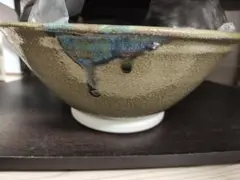 陶器製カーキ色と青色のボウル　大鉢　巨大デカ丼