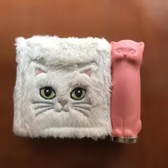 ポールアンドジョー　猫デザイン ケース　リップ